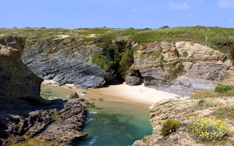 /fileuploads/COSTA VICENTINA/quintadosardanito_costa_vicentina_zambujeiradomar_alentejo_turismo PRAIA_porto_covo_1.jpg